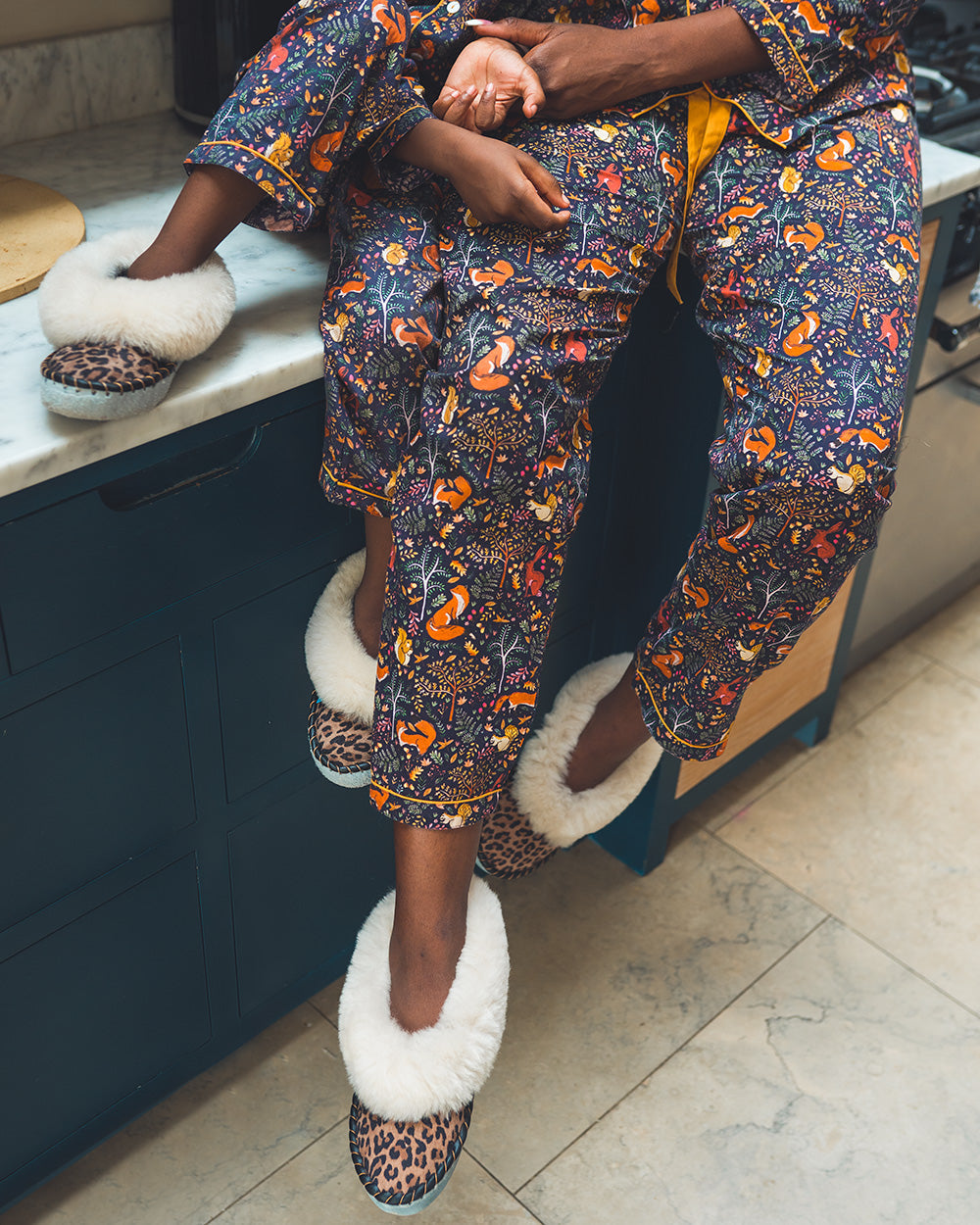 Leopard Sheepers slippers matching set