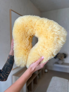100% Sheepskin Travel Neck Pillow – Soft Natural Wool Neck Cushion