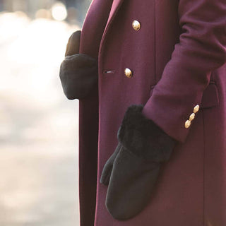 original_black-sheepskin-womens-mittens